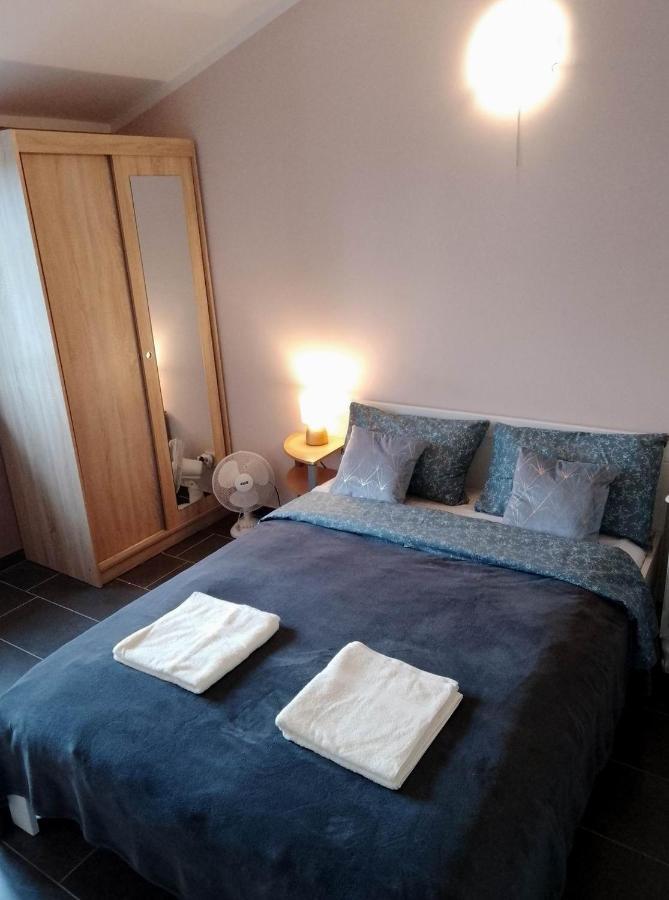 Abelia Sea View Apartment Pula Bagian luar foto